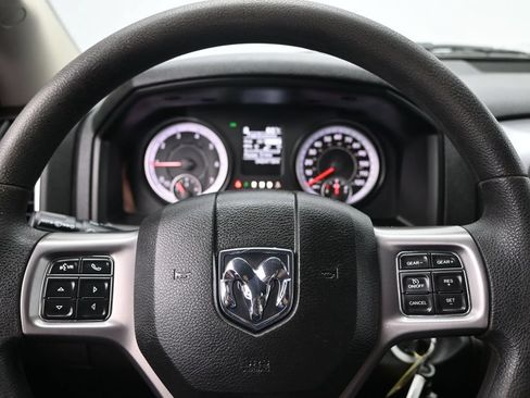 Used 2022 RAM 1500 Classic SLT AWD/4WD image 13
