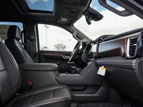 New 2025 GMC Sierra 1500 Denali w/ Denali Reserve Package image 9