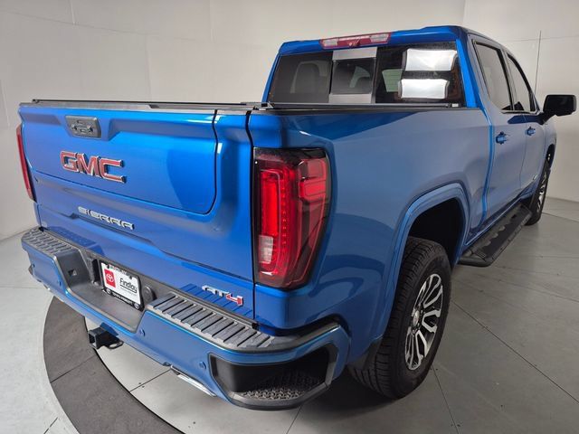 Used 2023 GMC Sierra 1500 AT4 w/ AT4 Premium Package AWD/4WD image 4
