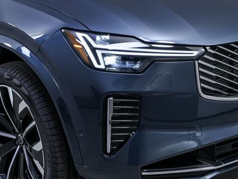 New 2026 Volvo XC90 T8 Ultra w/ Protection Package Premier AWD/4WD image 39