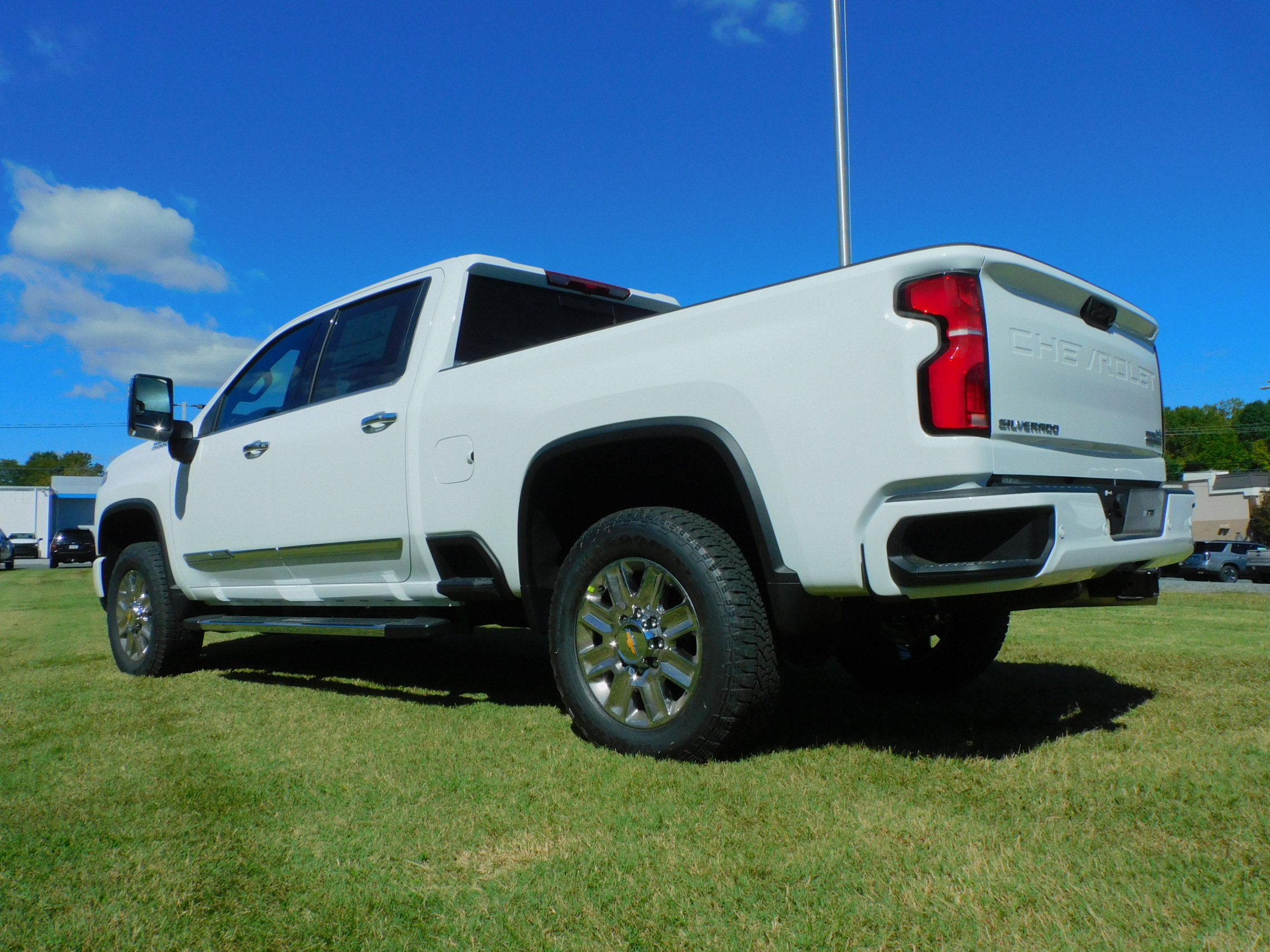 New 2026 Chevrolet Silverado 2500 High Country AWD/4WD image 9