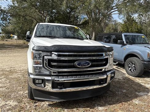 Used 2021 Ford F250 Lariat w/ Lariat Value Package image 3