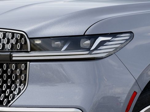 New 2027 Lincoln Navigator L Reserve RWD image 18