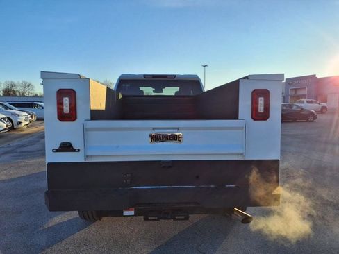 Used 2024 GMC Sierra 2500 Pro w/ Convenience Package RWD image 15