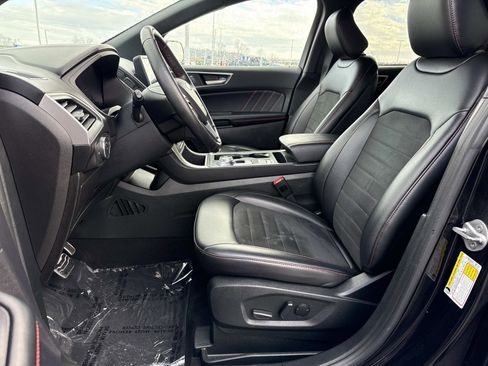 Used 2022 Ford Edge ST-Line image 22