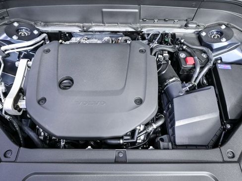 Used 2026 Volvo XC90 B6 Plus w/ Protection Package Premier image 37