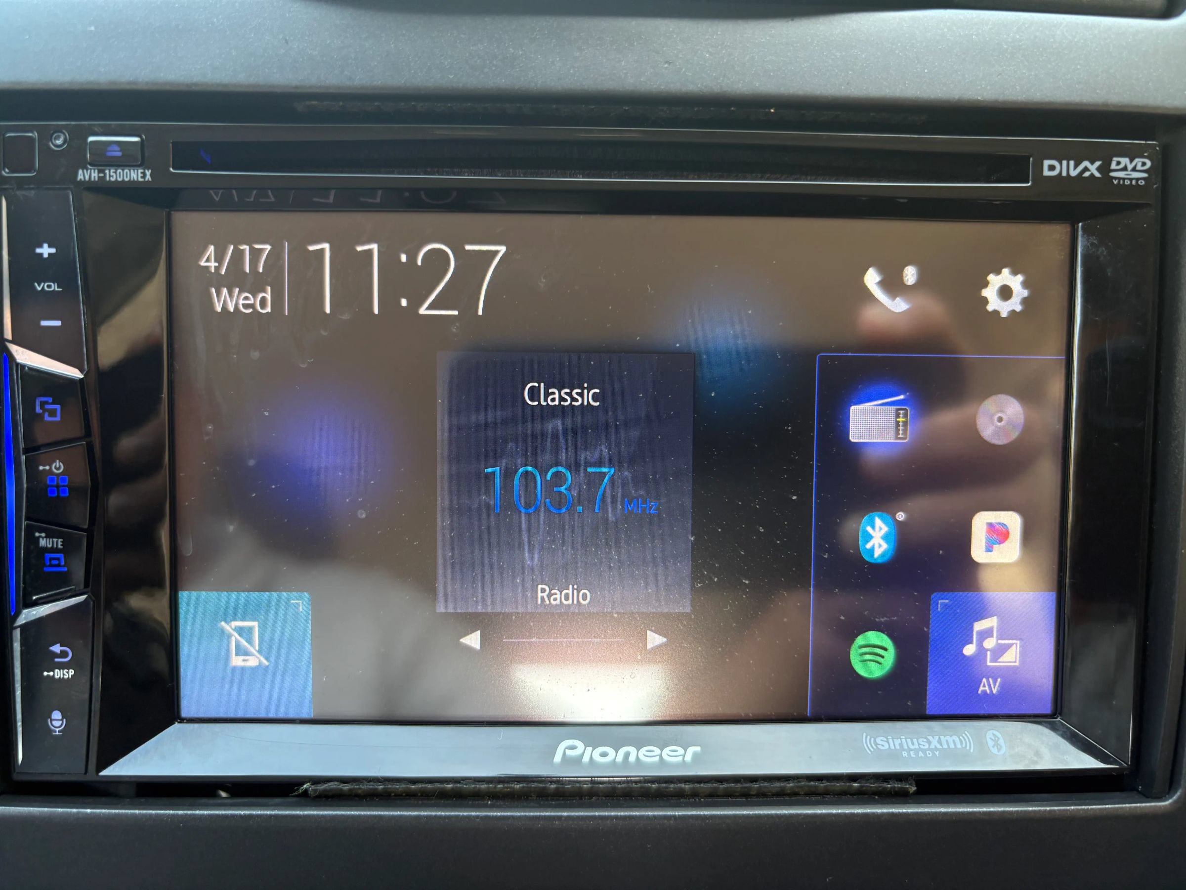 Used 2007 Nissan Versa Hatchback FWD image 19