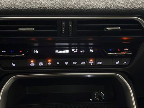 Used 2024 MAZDA CX-90 Plug-In Hybrid w/ Premium Pkg image 23