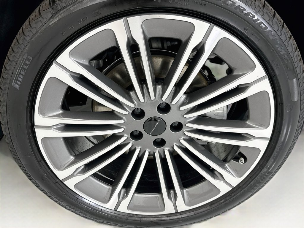 New 2026 Land Rover Range Rover SE AWD/4WD image 29