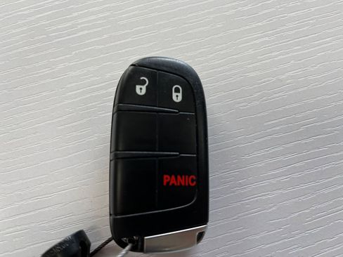 Used 2023 Dodge Durango SXT RWD image 21