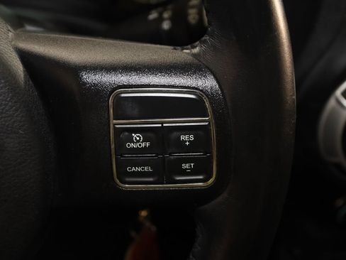 Used 2016 Jeep Wrangler Unlimited Sahara w/ Dual Top Group AWD/4WD image 30