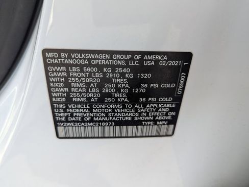 Used 2021 Volkswagen Atlas Cross Sport SE FWD image 32