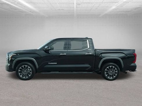 Used 2024 Toyota Tundra Limited w/ Power Package RWD image 4