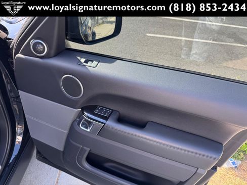 Used 2017 Land Rover Range Rover Sport AWD/4WD image 38
