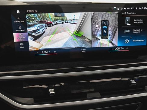 Used 2023 BMW X7 xDrive40i w/ M Sport Package image 16