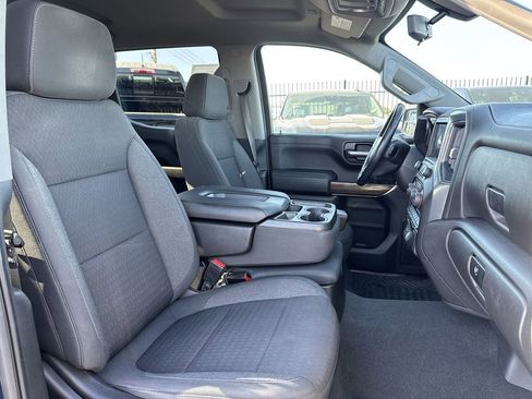 Certified 2021 Chevrolet Silverado 1500 LT AWD/4WD image 30