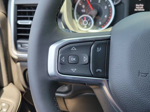 New 2026 RAM 2500 Big Horn AWD/4WD image 5
