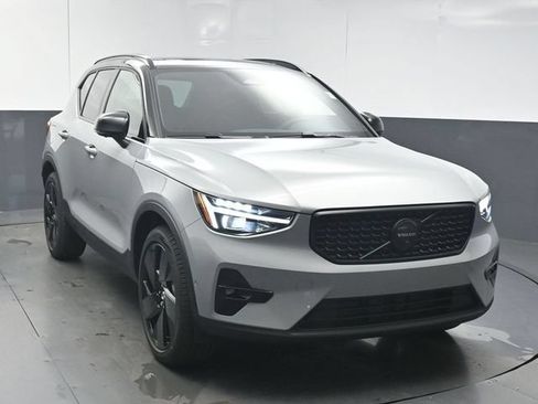 New 2026 Volvo XC40 B5 Ultra w/ Protection Package Premier AWD/4WD image 2