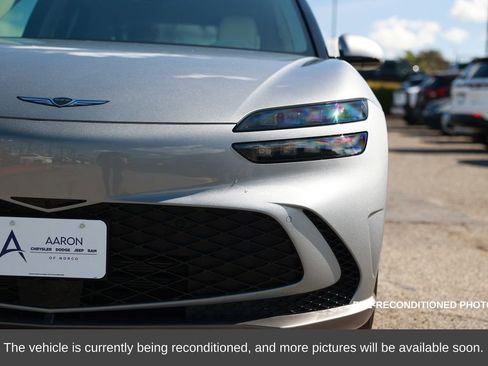 Used 2025 Genesis GV60 Advanced image 5