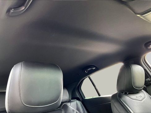 Used 2021 Cadillac XT4 Premium Luxury AWD/4WD image 17
