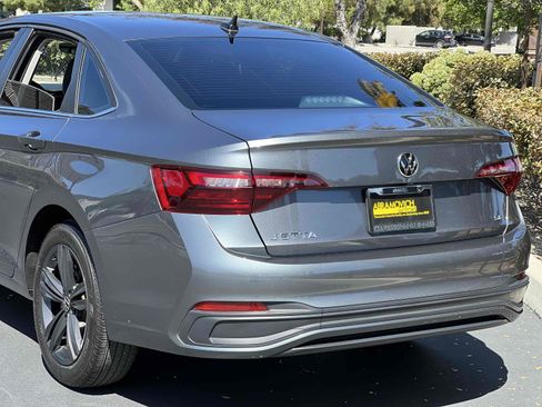 Used 2023 Volkswagen Jetta SE w/ Panoramic Sunroof Package FWD image 53
