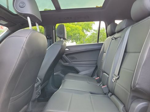 Used 2021 Volkswagen Tiguan SE R-Line FWD image 13