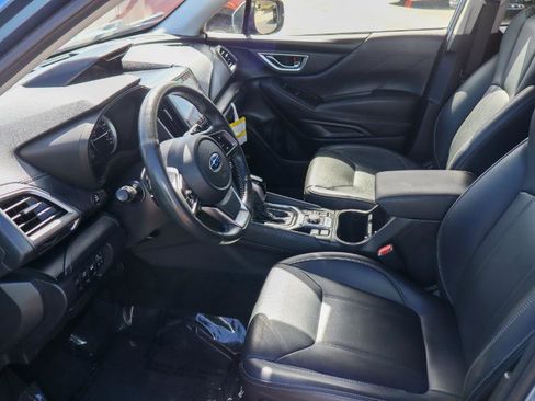 Used 2023 Subaru Forester Touring image 9