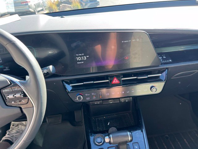 Used 2024 Kia Niro FWD image 9