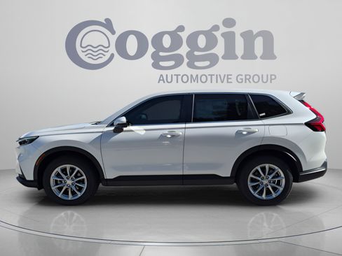 Certified 2026 Honda CR-V EX image 3