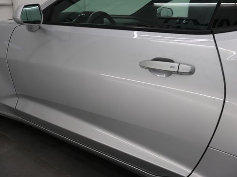 Used 2017 Chevrolet Camaro SS RWD image 34