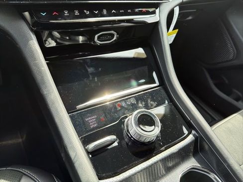 New 2026 Jeep Grand Cherokee 4WD image 19