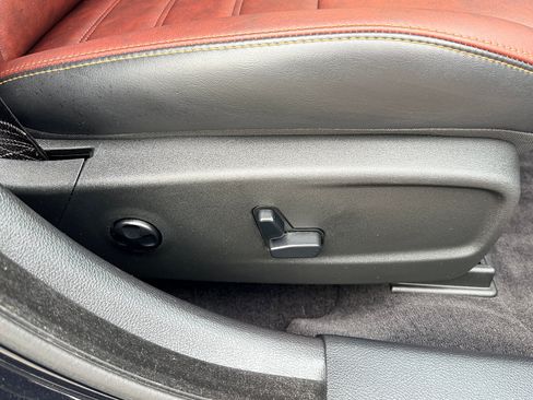 Used 2014 Dodge Charger R/T RWD image 40