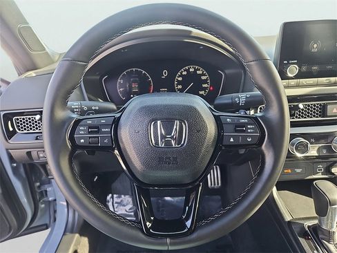 Certified 2024 Honda Civic Sport image 22