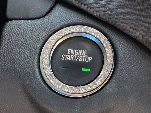 Used 2024 Chevrolet Equinox RS w/ RS Leather Package FWD image 37