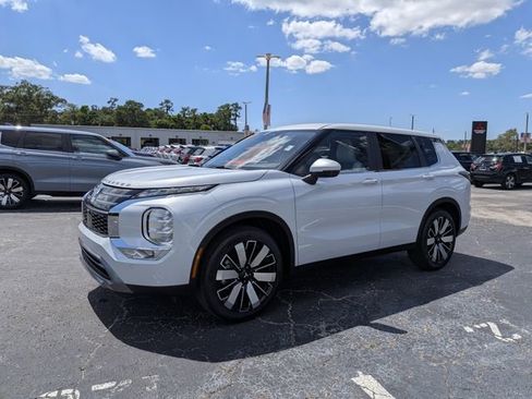 New 2026 Mitsubishi Outlander SE FWD image 7
