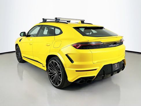 Used 2025 Lamborghini Urus SE AWD/4WD image 7