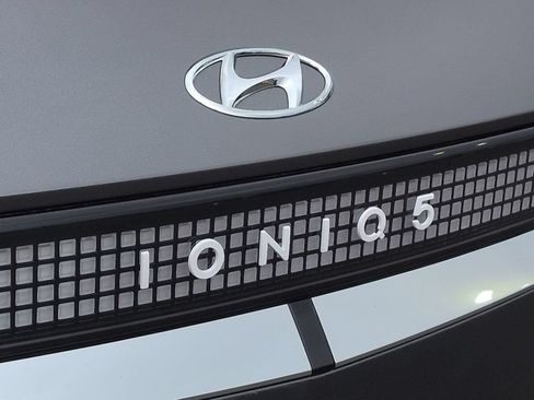 Used 2024 Hyundai Ioniq 5 Limited AWD/4WD image 27