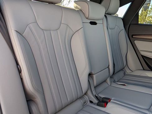 Used 2022 Audi Q5 2.0T Premium Plus image 17