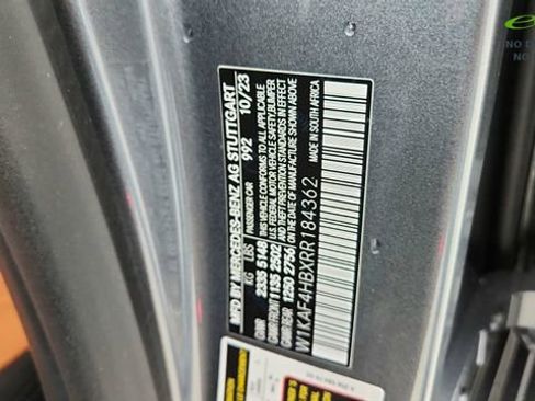 Used 2024 Mercedes-Benz C 300 4MATIC Sedan w/ Pinnacle Trim Package image 63