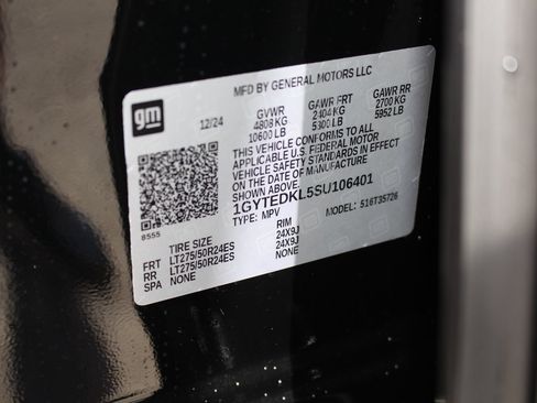 New 2025 Cadillac Escalade IQ Luxury 2 image 29