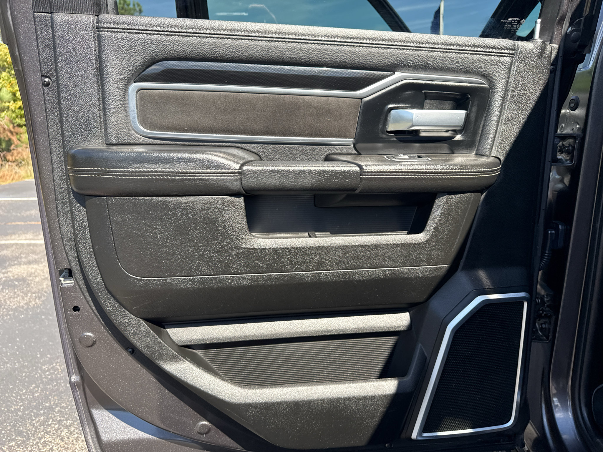 Used 2021 RAM 2500 Laramie AWD/4WD image 12