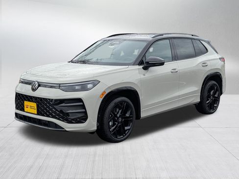 New 2026 Volkswagen Tiguan SE R-Line image 2
