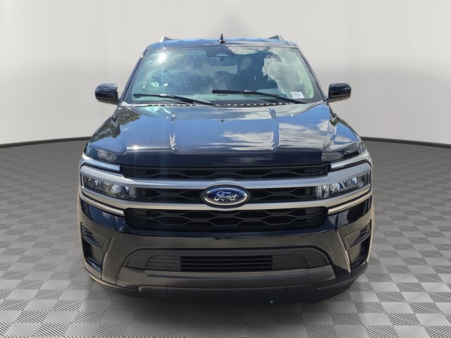 Certified 2023 Ford Expedition Max XLT RWD image 2
