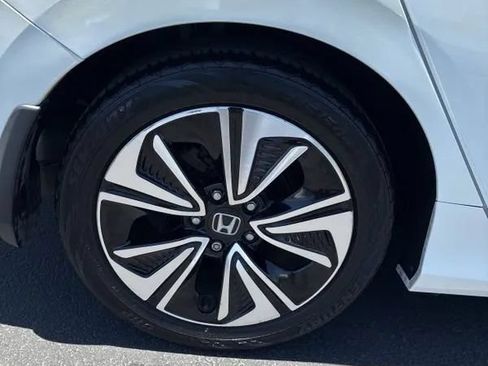 Used 2017 Honda Civic EX-L image 19