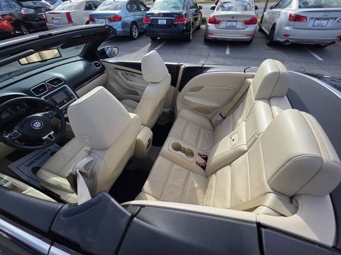 Used 2012 Volkswagen Eos Lux image 11