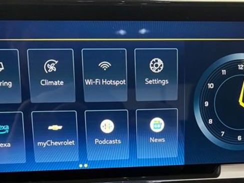 Used 2024 Chevrolet Silverado 2500 ZR2 w/ Technology Package image 39