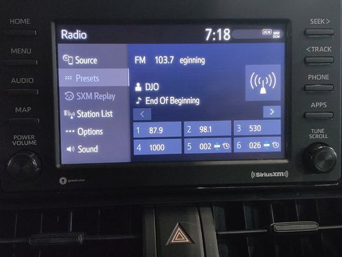 Used 2021 Toyota RAV4 LE w/ Carpet Mat Package (TMS) AWD/4WD image 25
