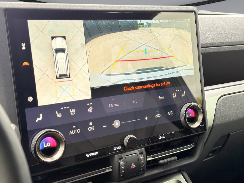 Used 2025 Lexus GX 550 AWD/4WD image 24