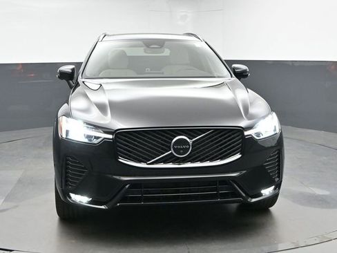 New 2026 Volvo XC60 B5 Plus w/ Protection Package Premier AWD/4WD image 3
