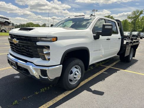 New 2026 Chevrolet Silverado 3500 W/T w/ WT Convenience Package AWD/4WD image 16